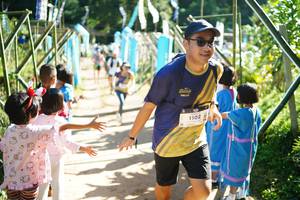 BIB: 1102
                            <button type="button" onclick="openModal(19076176)" class="btn btn-primary btn-sm float-right btn-popup" data-toggle="modal" data-target=".modal-high-quality">
                        <i class="fas fa-shopping-cart"></i> Add to Cart
                    </button>
                                            <button type="button" onclick="isThisMe(19076176, true)" class="btn btn-success btn-sm float-right btn-popup btn-isme hidden" data-toggle="tooltip" data-placement="bottom" title="นี่คือรูปของคุณใช่ไหม คลิกที่นี่เพื่อเอาเข้าอัลบั้ม">
                        <i class="fas fa-plus"></i> Add to album
                    </button>
                    <button type="button" onclick="isThisMe(19076176, false)" class="btn btn-warning btn-sm float-right btn-popup btn-isnotme hidden">
                        <i class="fas fa-ban"></i> Remove from album
                    </button>